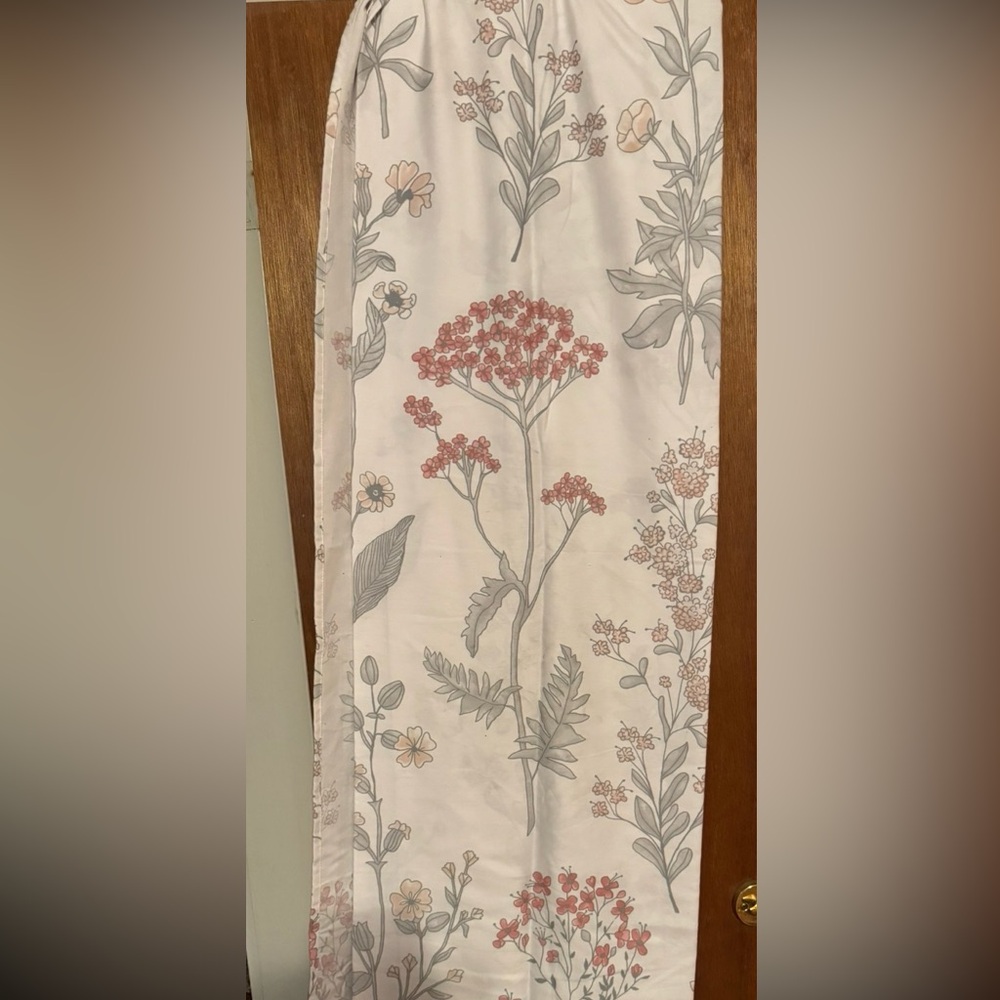 Floral Print Cotton Shower Curtain in Blush and Soft Gray